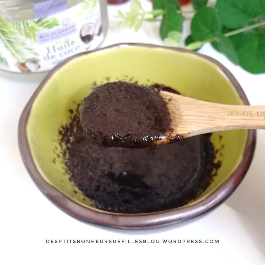 diy le gommage au café