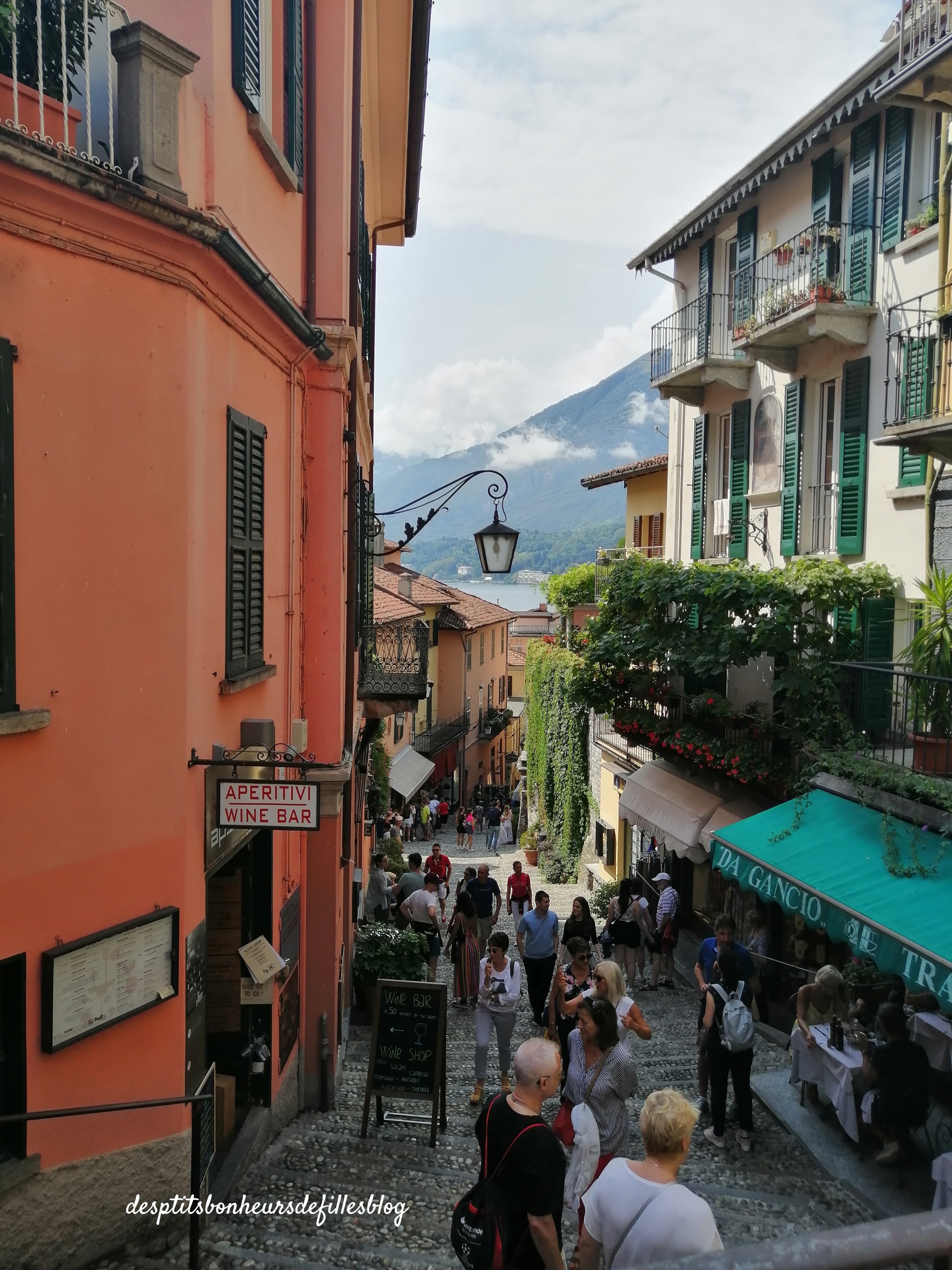 jolie ville lac de come