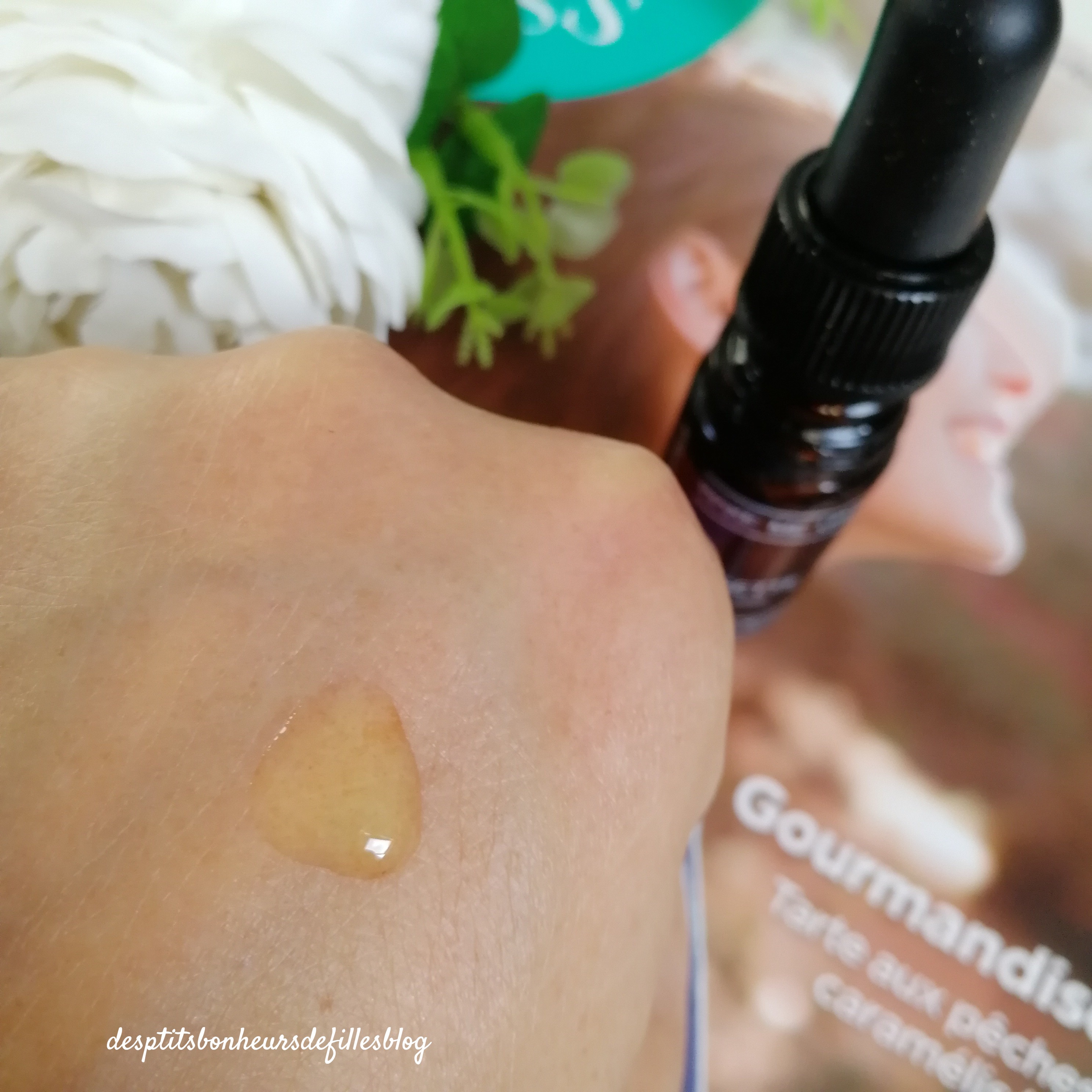 Huile végétale de noisette pour peaux grasses et à imperfections