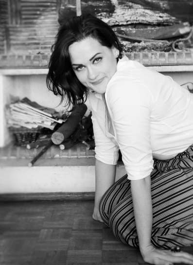 portrait de Brune creatrice de la Manufacture du siecle