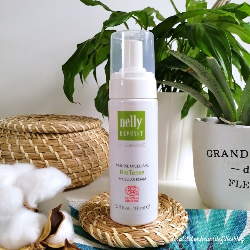 Mousse micellaire bio nettoyante et démaquillante Nelly de Vuyst