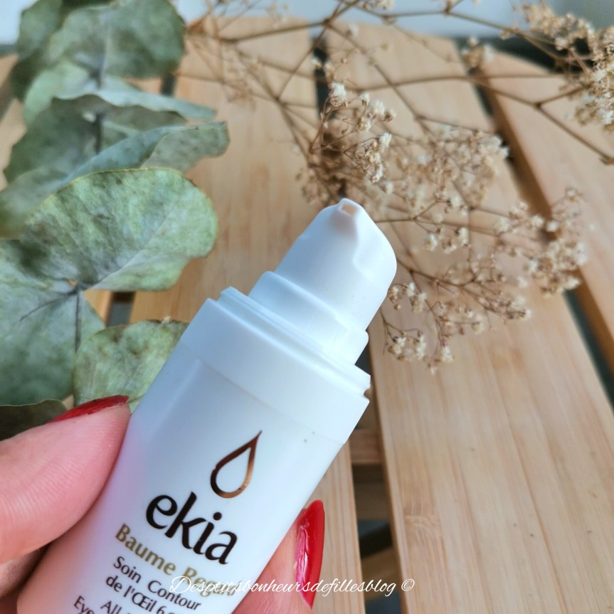 Soin contour des yeux bio seve sang du dragon ekia