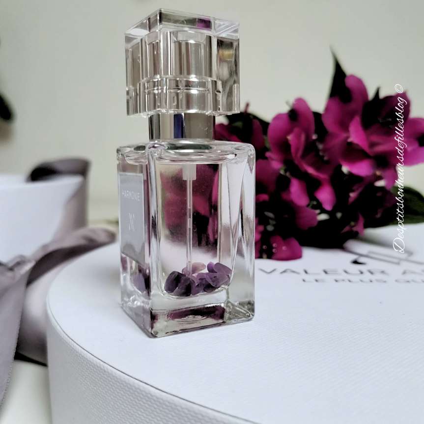 parfum bienfaisant aromachologie et lithothérapie valeur absolue