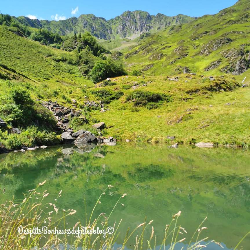 lac d'arbesquens superbagneres en été