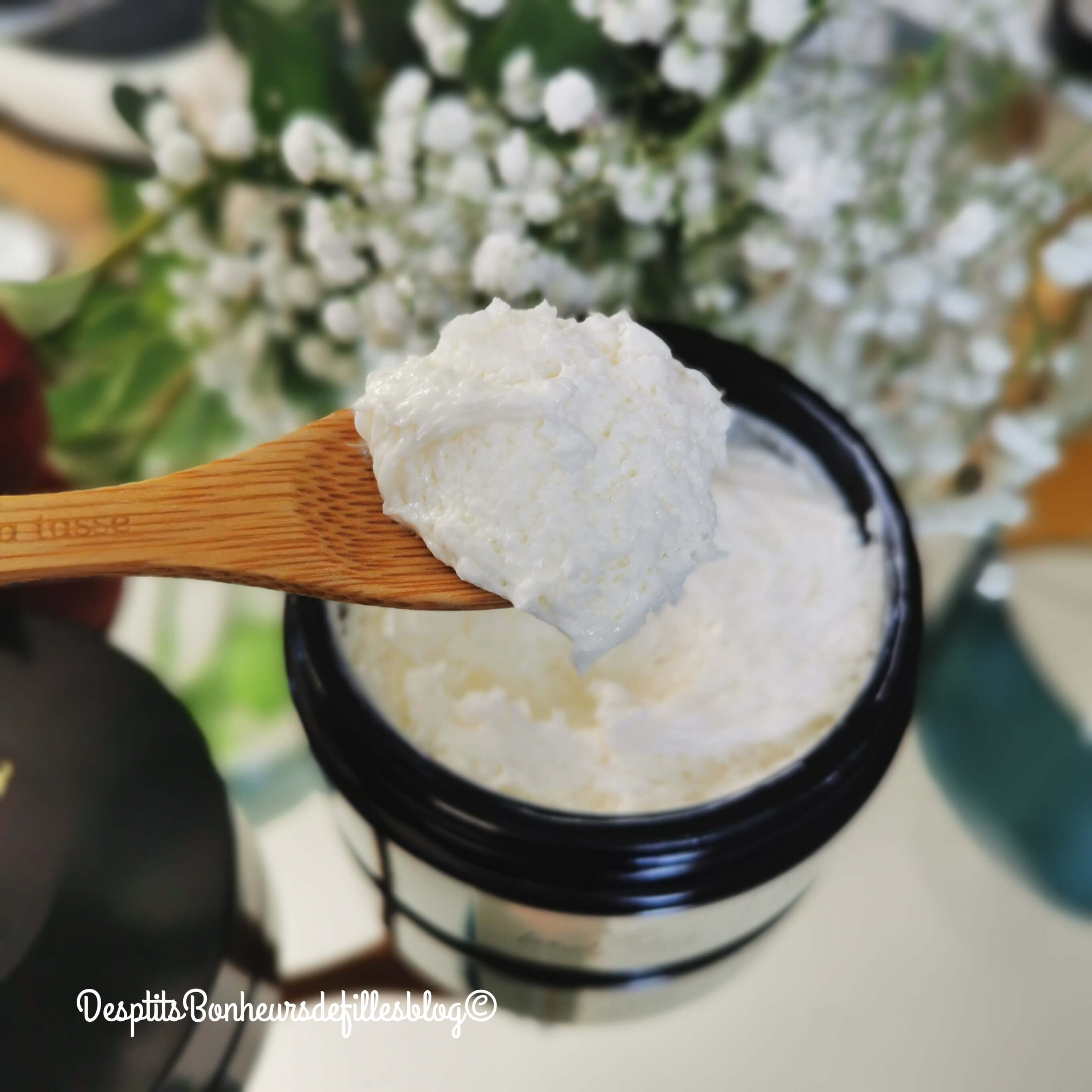 crème fouettée pour le corps