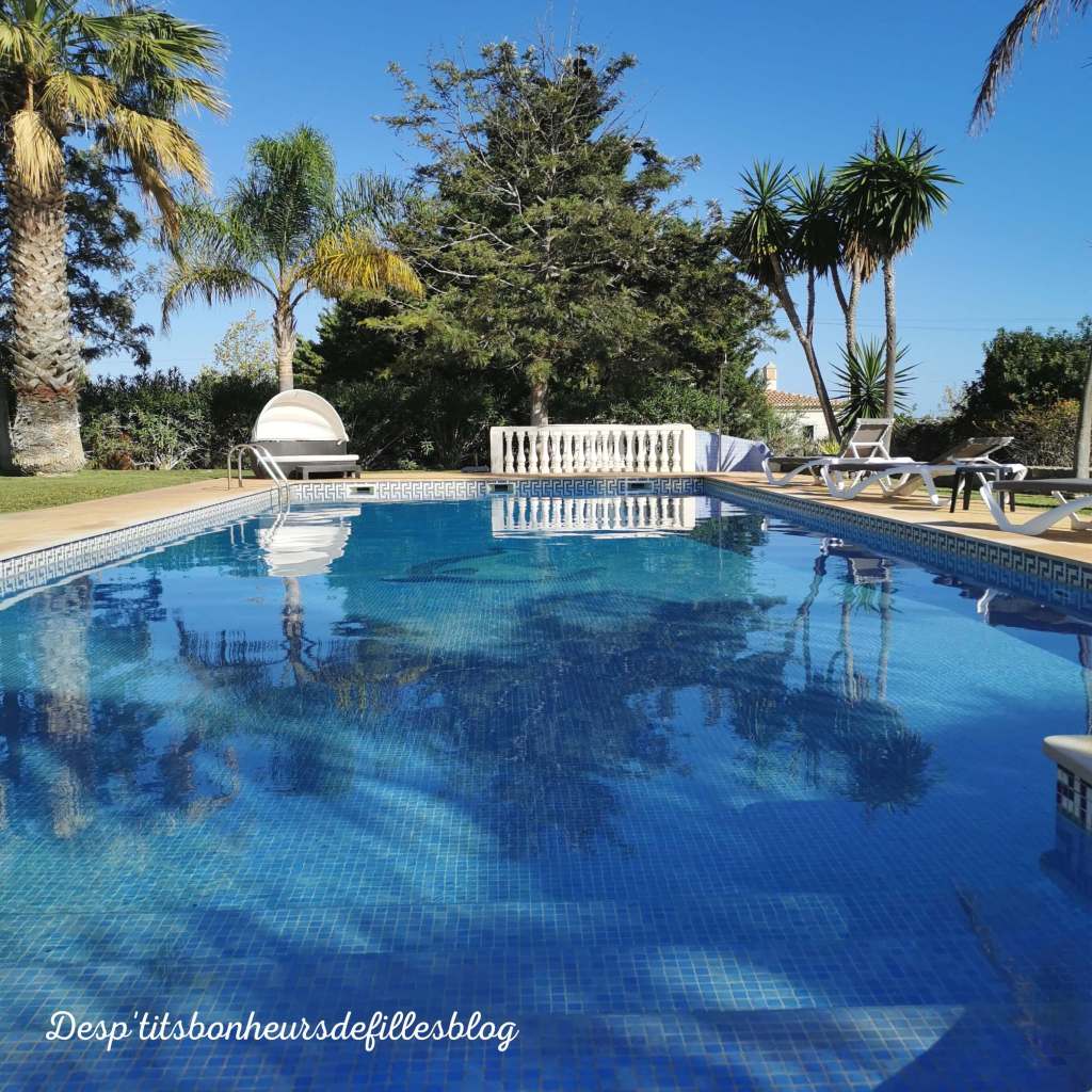 location villa avec piscine algarve