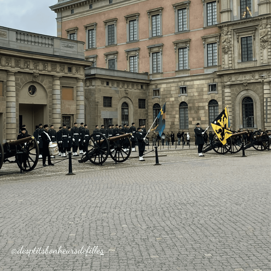 relève de la garde palais royal stockholm