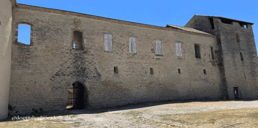 chateau medieval gréoux les bains Provence